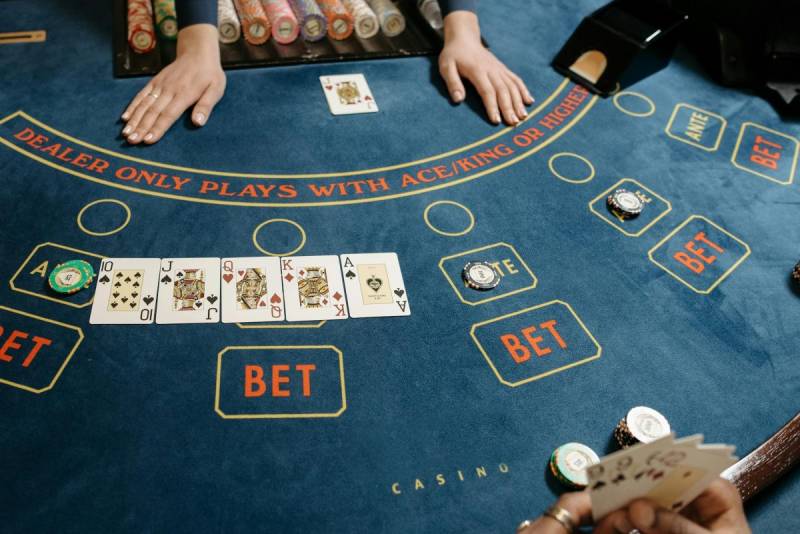 Làm Sao Để Không Thua Bạc Tại Casino Online 1 Nắm luật chơi và tỷ lệ trả thưởng